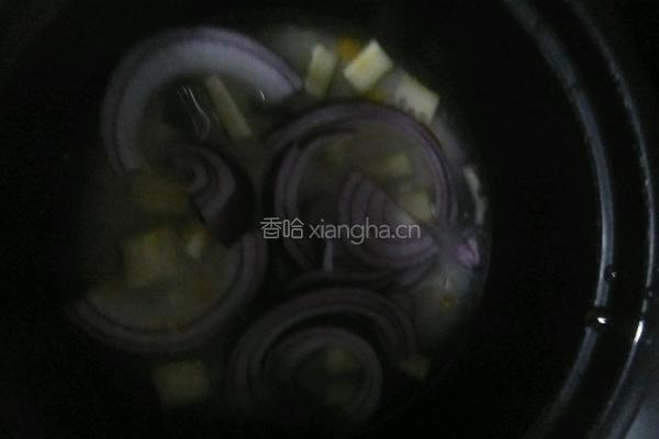 腊肉煲仔饭的做法图解5