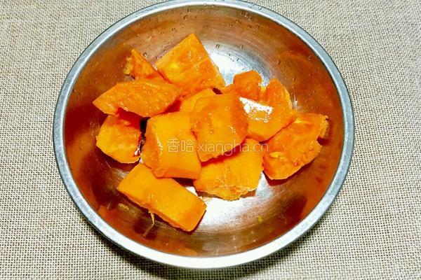 木瓜牛奶糖水的做法图解1