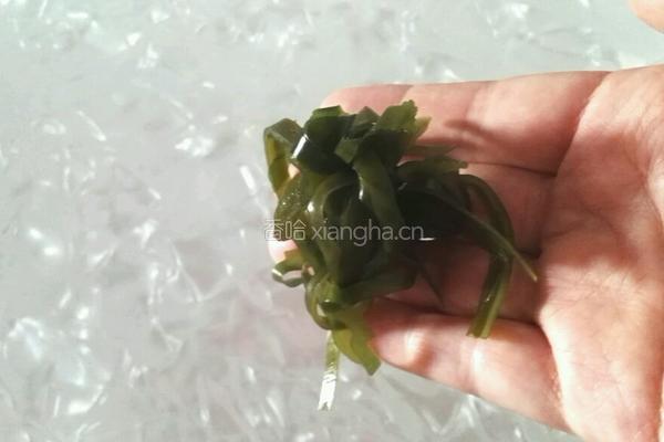 排骨烧海带的做法图解2
