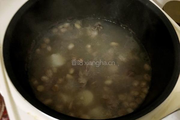 筒子骨炖淮山的做法图解7