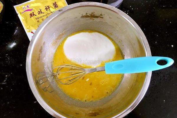 自制电饭煲蛋糕的做法图解2