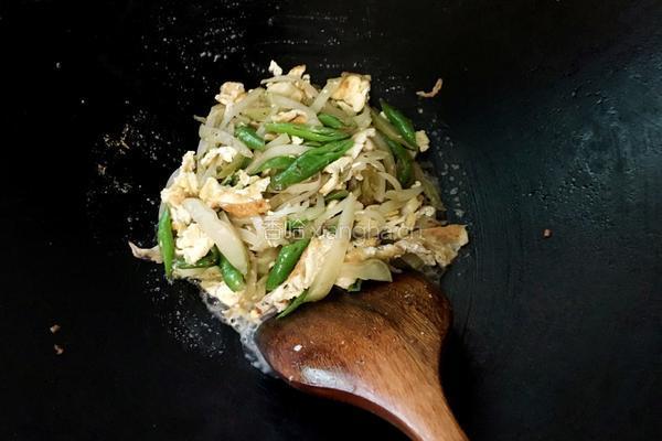榨菜炒蛋的做法图解9