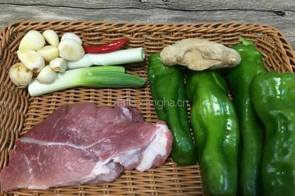 青椒小炒肉的做法图解1