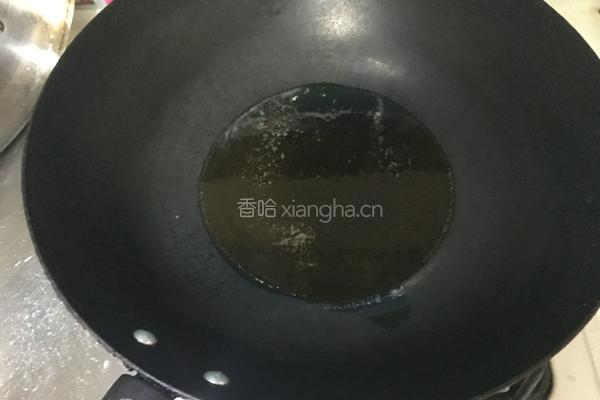 韭菜鸡蛋春卷的做法图解2