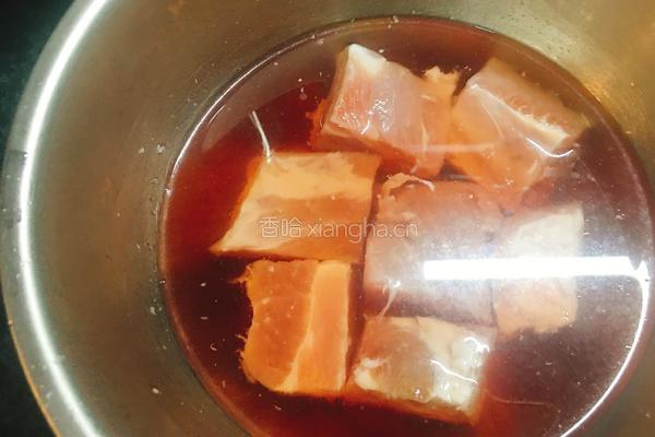 排骨杏鲍菇汤的做法图解1
