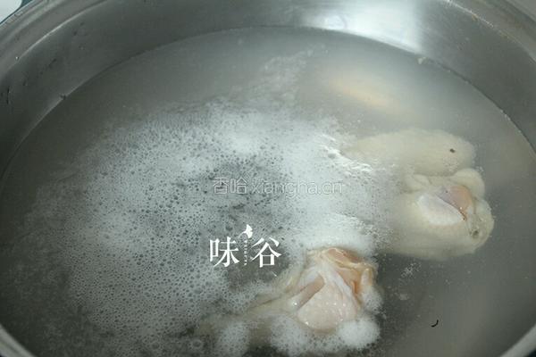何首乌炖鸡的做法图解3