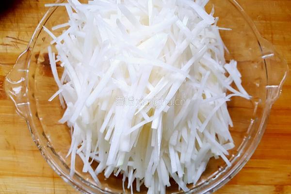 苤蓝炒肉丝的做法图解2