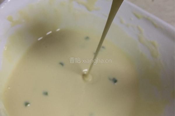 香煎糯米鸡蛋饼的做法图解3