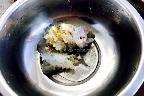 鲜虾饺子的做法图解2