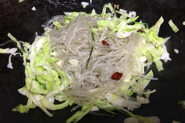 粉丝莲白的做法图解6