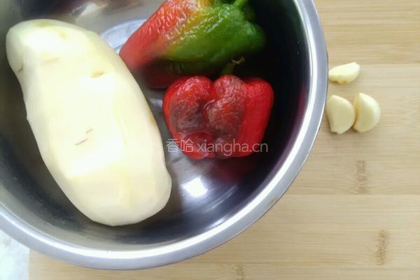 彩椒炒土豆丝的做法图解1