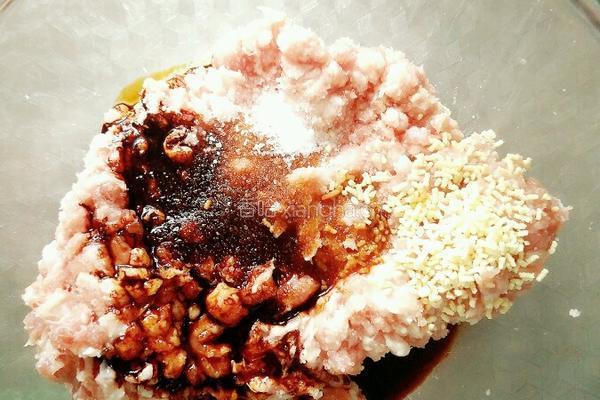 芹菜羊肉水饺的做法图解5