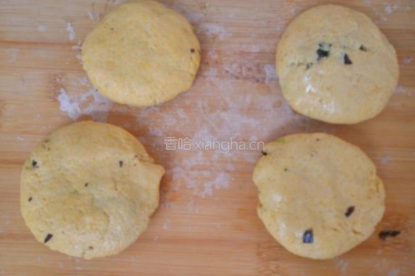 玉米面馅饼的做法图解7