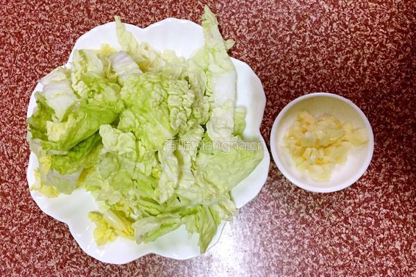清炒奶白菜的做法图解2