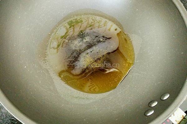 黄瓜蛋饼的做法图解2
