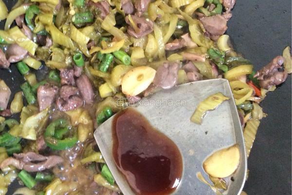 酸辣鸭杂的做法图解10