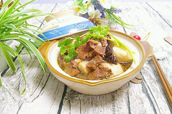 芋头煮牛肉的做法图解11