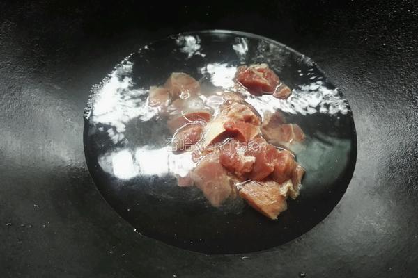 豆腐炖牛肉的做法图解4