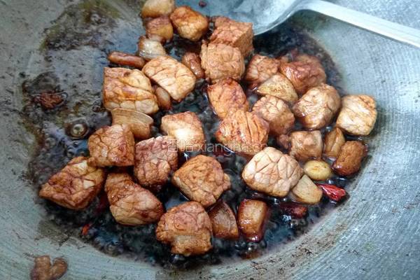 小土豆红烧肉的做法图解9