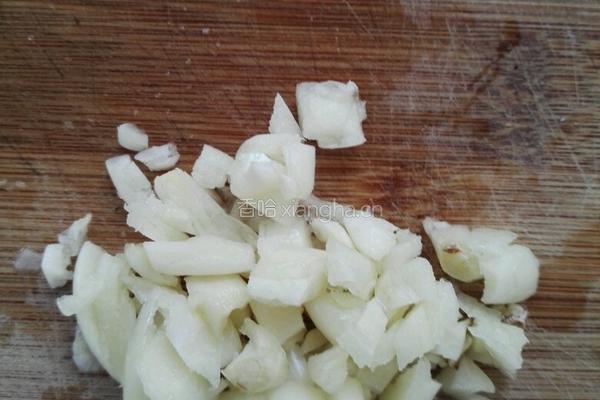 清炒茼蒿的做法图解2