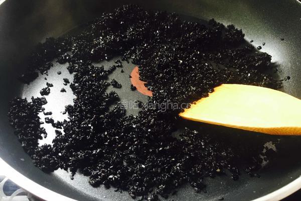 黑芝麻酱的做法图解3