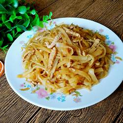 豆芽肉丝焖饼的做法[图]