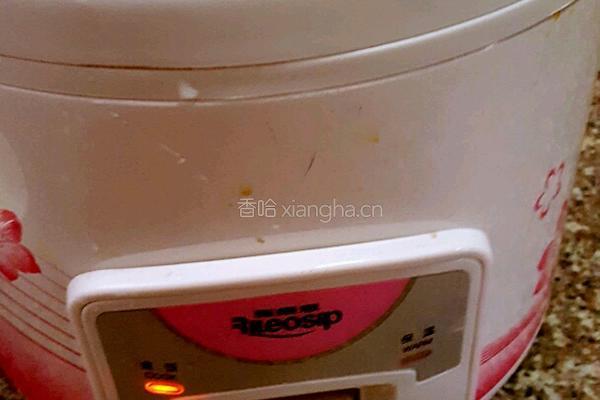 红薯莲子粥的做法图解6