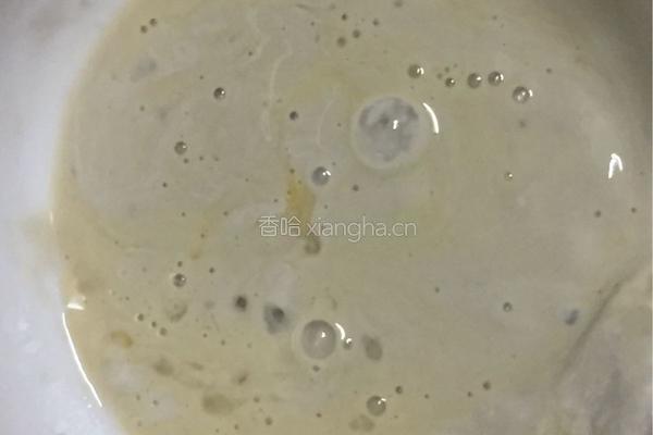 炸小沙丁鱼的做法图解3