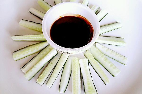 黄瓜甜面酱的做法图解7