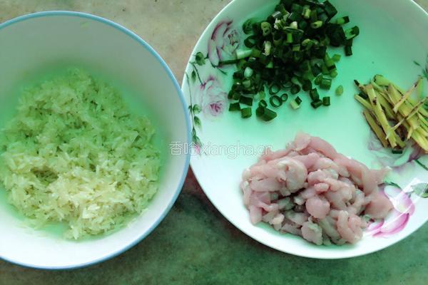 沙虫瘦肉粥的做法图解3