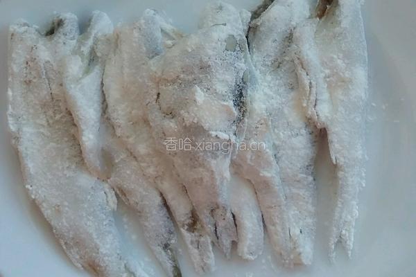 香酥黄花鱼的做法图解3