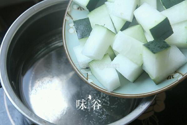 冬瓜干贝汤的做法图解3