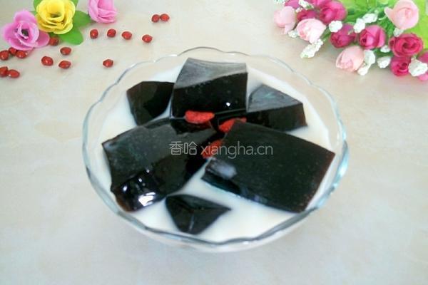 牛奶黑凉粉的做法图解7