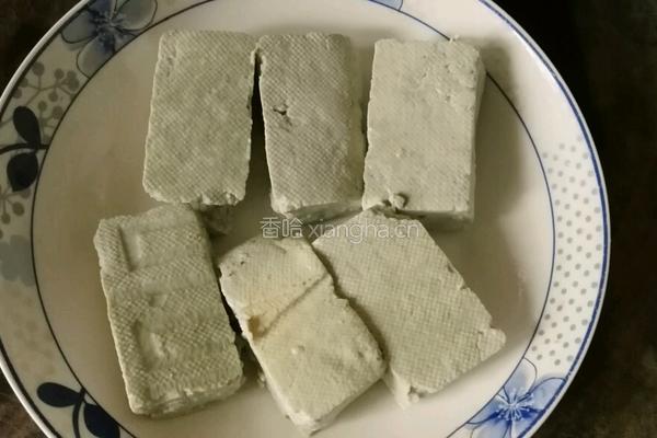 葱油臭豆腐的做法图解1