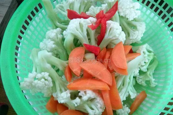 豆豉酱爆有机花菜的做法图解3