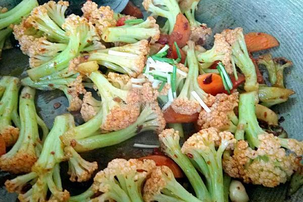 豆豉酱爆有机花菜的做法图解12