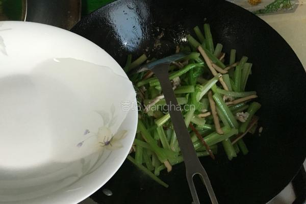 芹菜香干炒肉丝的做法图解6