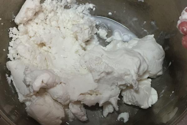 芝麻大饼的做法图解1