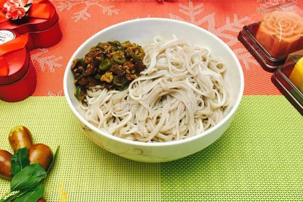 香菇云豆炸酱面的做法图解18