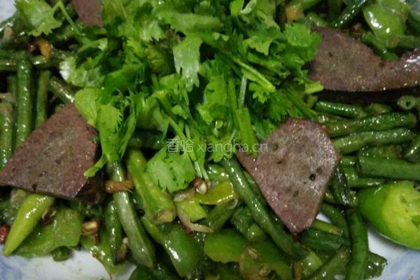 猪肝炒豆角的做法图解6