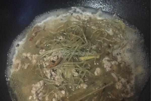 肉沫炒粉条的做法图解3