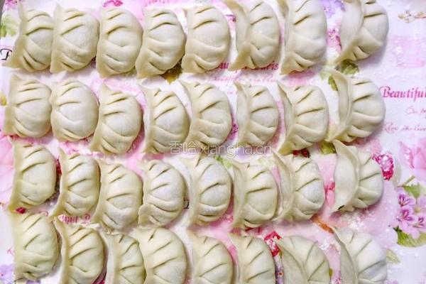 鲜虾水饺的做法图解7