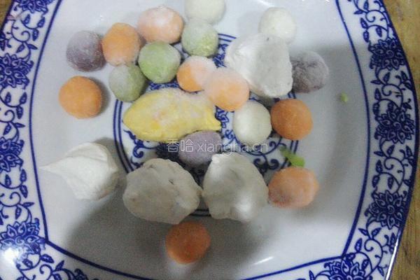 鱼丸油麦菜的做法图解1