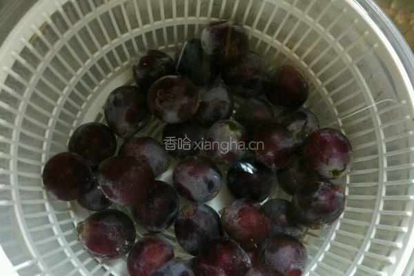 自酿葡萄酒的做法图解1