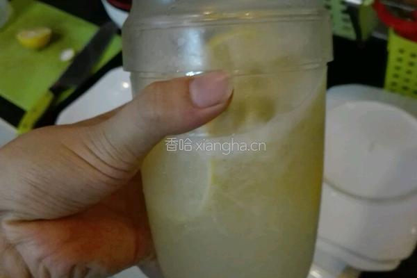 酸爽柠檬水的做法图解5