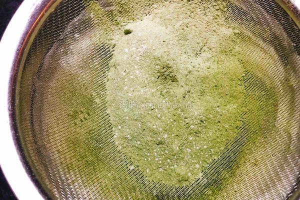 抹茶树干蛋糕卷的做法图解10