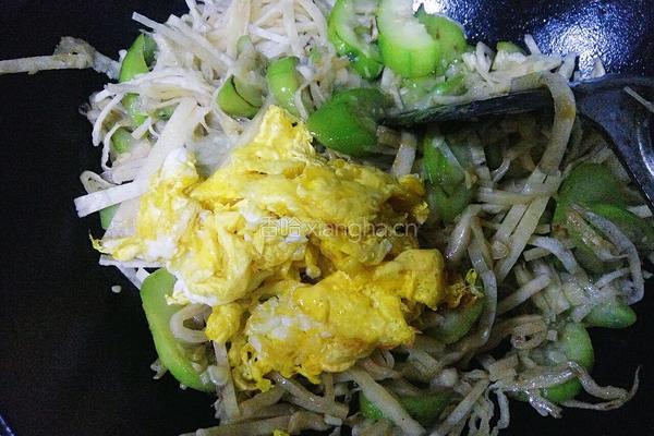 丝瓜鸡蛋炒饼的做法图解12