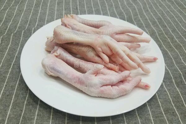 山药鸡爪汤的做法图解1