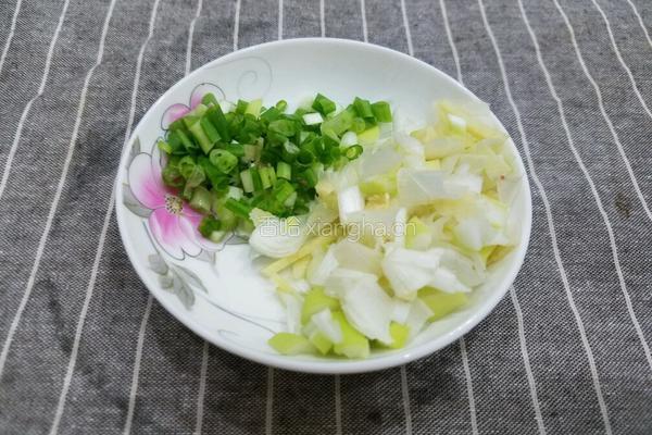 山药鸡爪汤的做法图解4
