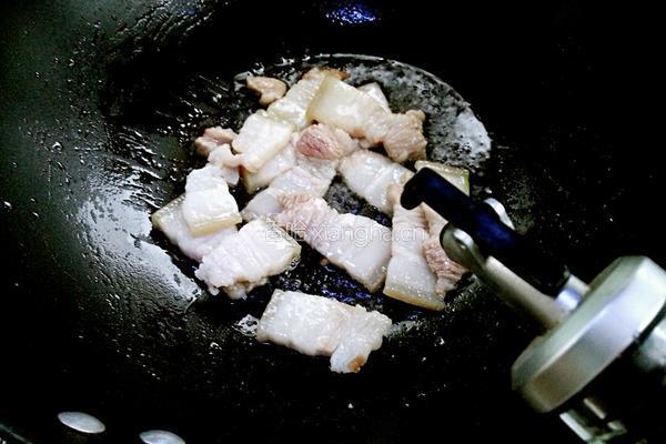 猪肉炒蘑菇的做法图解5